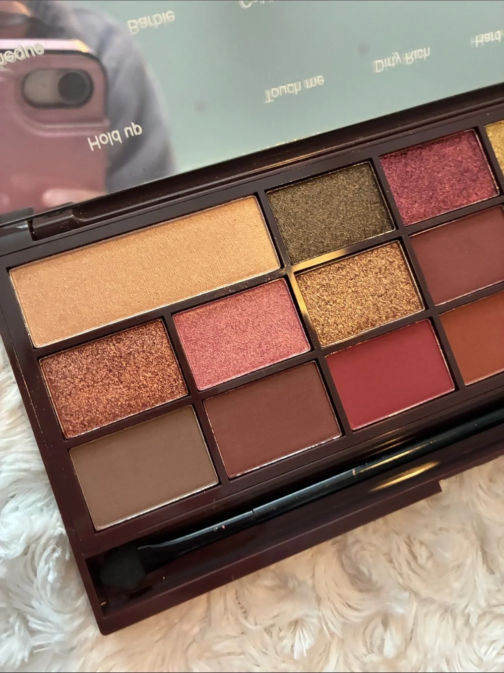 Chocolate Rose Gold Eyeshadow Palette — Neutral to Pink Shades